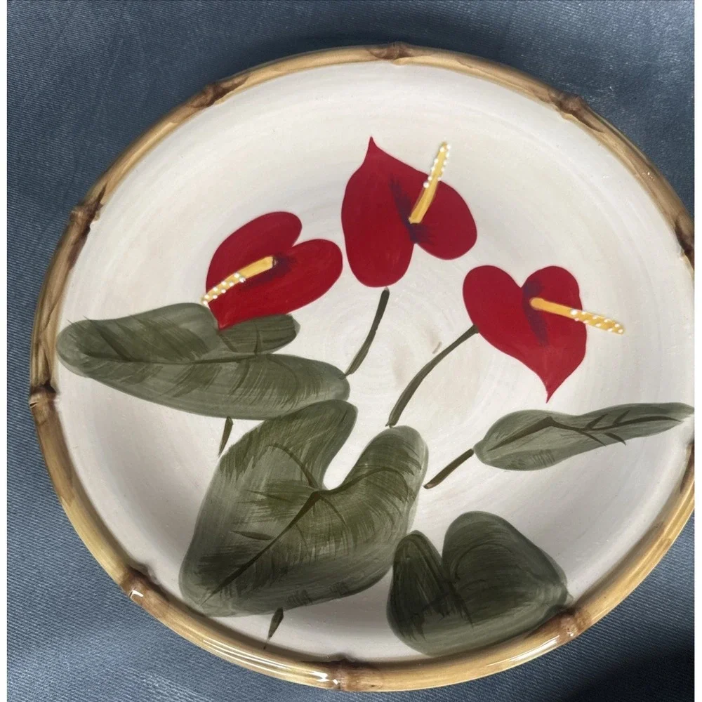 Kauhale Living Stoneware Handpainted‎ Anthurium Flower Plate 10 6/8